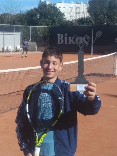 &Tau;&rho;ί&tau;&eta; &kappa;&omicron;ύ&pi;&alpha; &sigma;&epsilon;&rho;ί &gamma;&iota;&alpha; &tau;&omicron; &Nu;&iota;&kappa;ό&lambda;&alpha;!!!