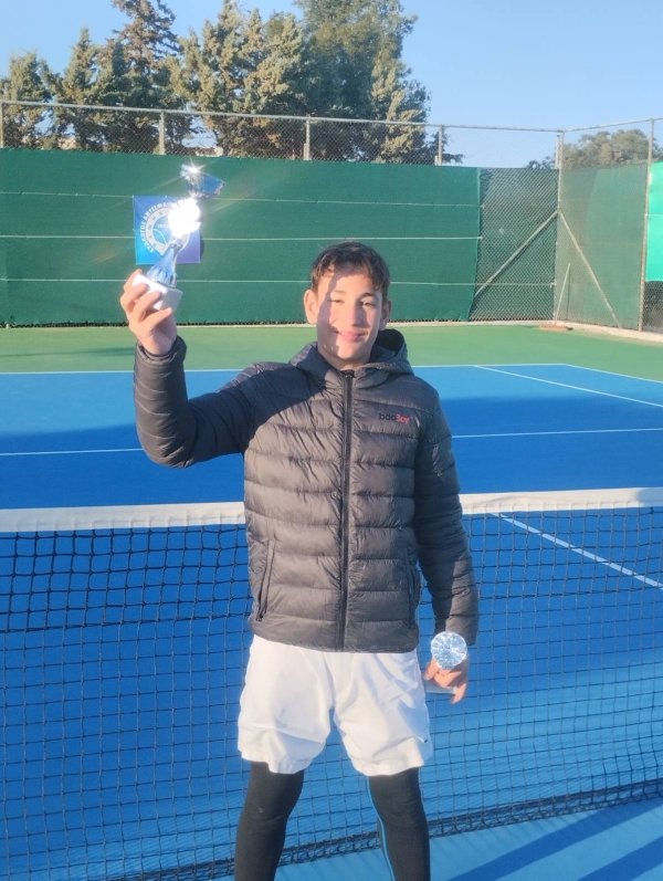 &Nu;&iota;&kappa;ό&lambda;&alpha;&sigmaf;, &omicron; &alpha;&sigma;&tau;&alpha;&mu;ά&tau;&eta;&tau;&omicron;&sigmaf;!!!