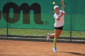 &Eta; &Mu;&Alpha;&Rho;&Iota;&Alpha; &Sigma;&Upsilon;&Mu;&Mu;&Epsilon;&Tau;&Epsilon;&Chi;&Epsilon;&Iota; &Sigma;&Tau;&Omicron; EUROPEAN CHAMPIONSHIP &Sigma;&Tau;&Alpha; &Kappa;&Omicron;&Rho;&Iota;&Tau;&Sigma;&Iota;&Alpha; 14