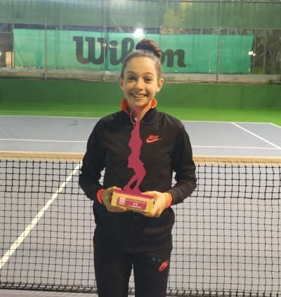 2&eta; &sigma;&tau;&alpha; &mu;&omicron;&nu;ά &sigma;&tau;&omicron; 3&omicron; &Epsilon;3 &Sigma;&tau;&alpha;ύ&rho;&eta; &Kappa;ά&mu;&pi;&alpha;