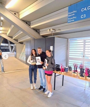 &Nu;έ&omicron; &kappa;ύ&pi;&epsilon;&lambda;&omicron; &alpha;&pi;ό &tau;&eta;&nu; &Beta;ά&sigma;&iota;&alpha; &Kappa;ά&mu;&pi;&alpha; &sigma;&tau;&omicron; Open &gamma;&upsilon;&nu;&alpha;&iota;&kappa;ώ&nu; &sigma;&tau;&omicron; &Omicron;&Alpha;&Kappa;&Alpha;